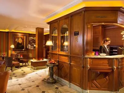 호텔 베스트 웨스턴 프리미어 트로카데로 라 투르